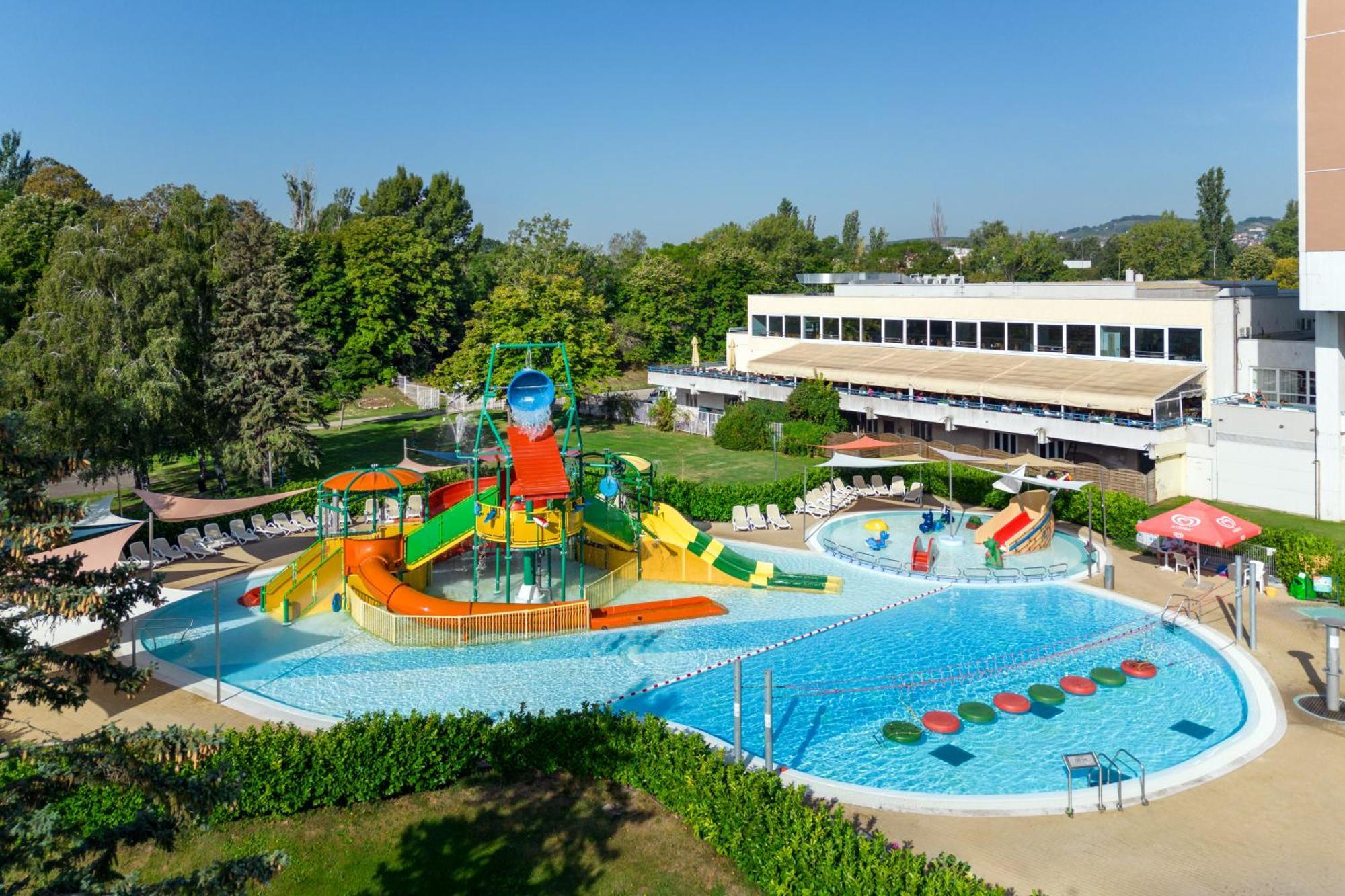 Danubius Hotel Marina Balatonfured Exterior photo